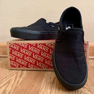 VANS WOMENS ASHER PLATFORM SLIP ON SNEAKER BLACK 8